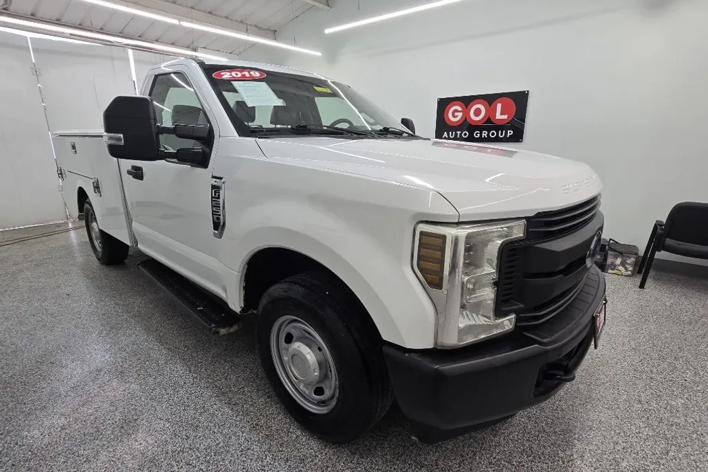 2019 Ford F-250 XLT photo 1