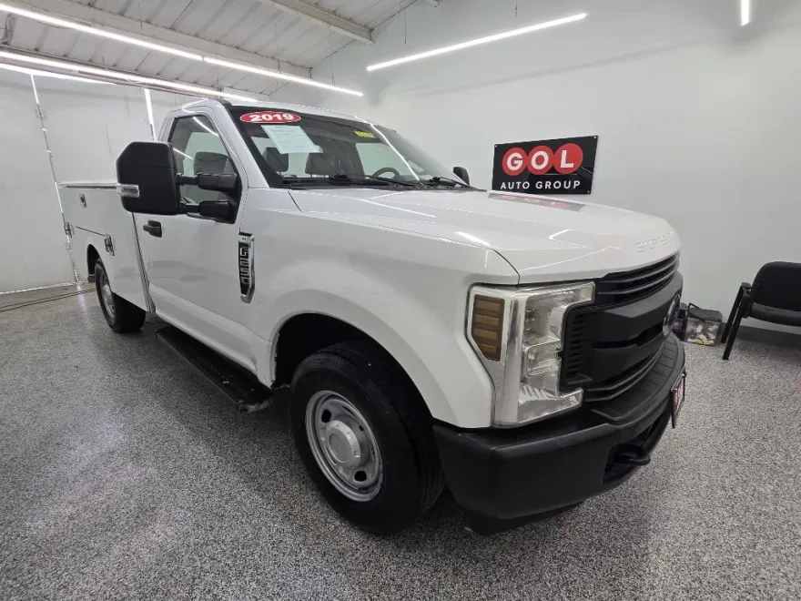 2019 Ford F-250 XLT photo 1