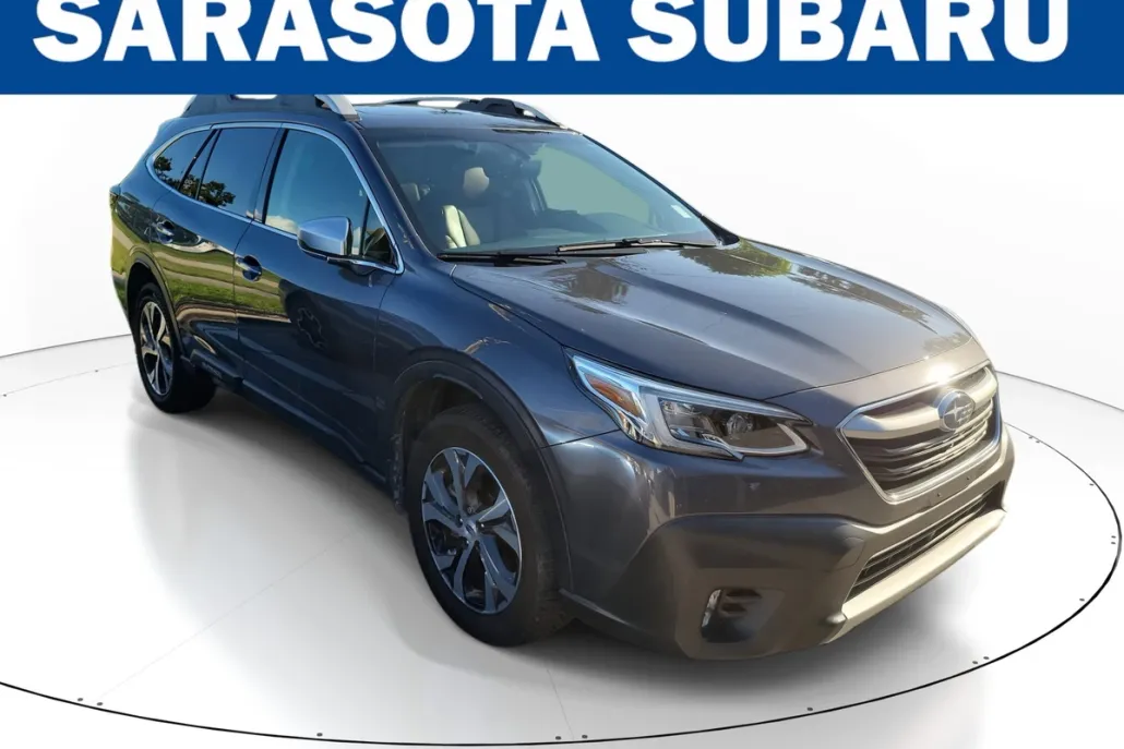 2020 Subaru Outback Touring XT photo 1