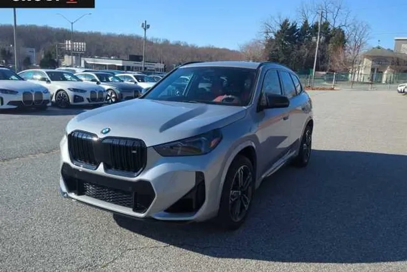 2025 Bmw X1 M35i photo 1