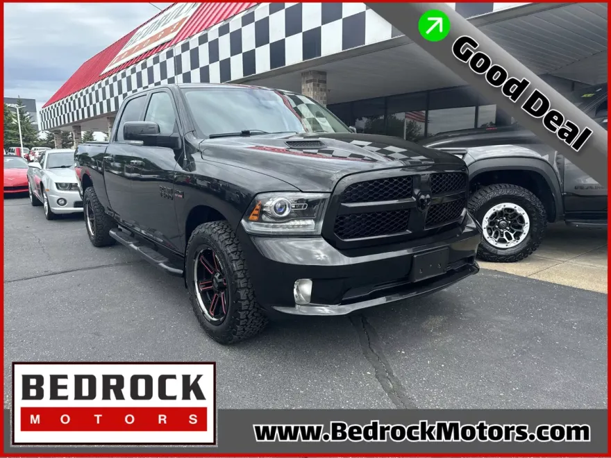 2018 Ram 1500 Sport photo 1
