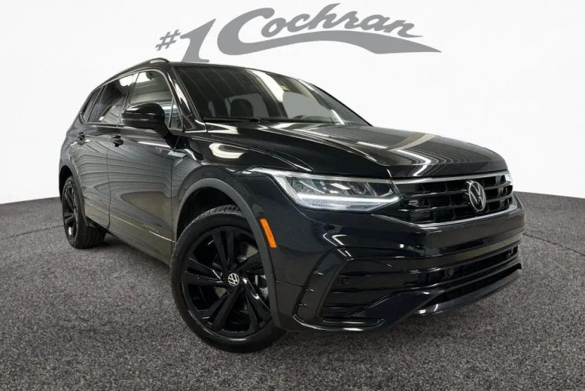 2024 Volkswagen Tiguan SE R-Line Black photo 1