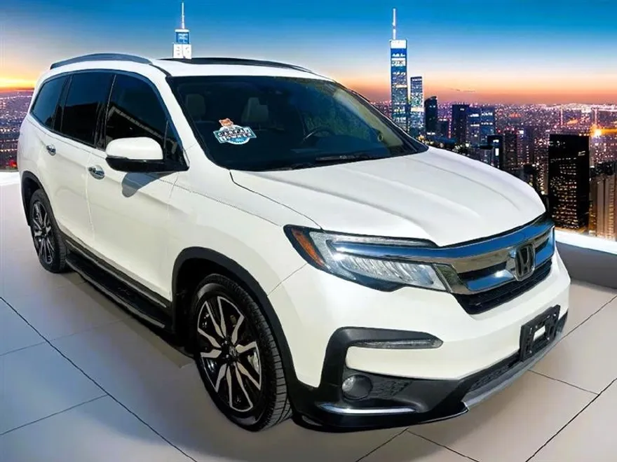 2019 Honda Pilot Elite photo 1