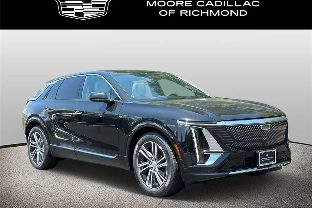 2024 Cadillac Lyriq Luxury photo 1