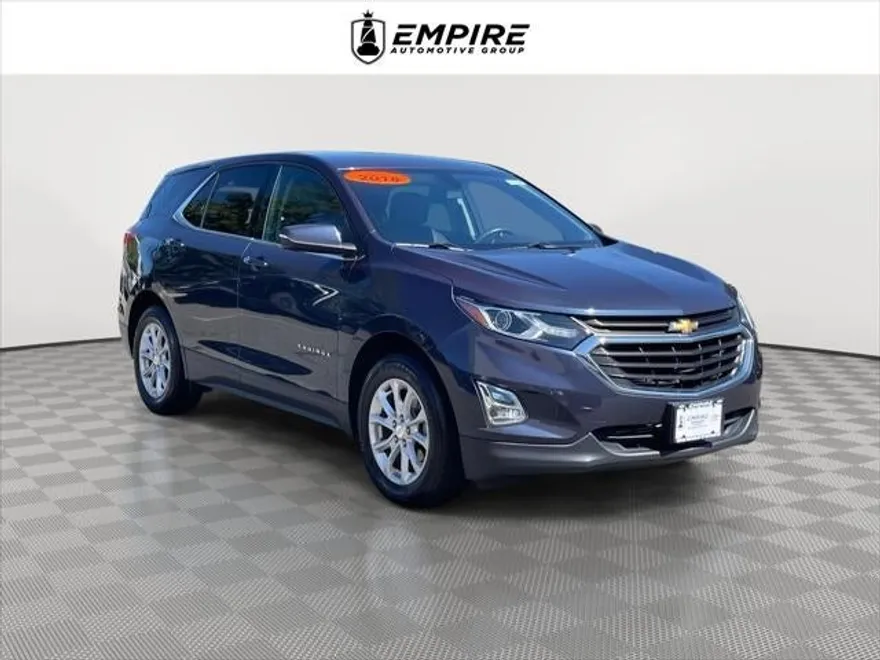 2018 Chevrolet Equinox LT photo 1