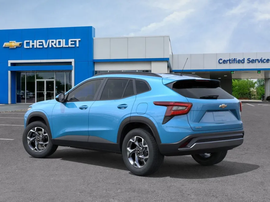 2026 Chevrolet Trax LT photo 1