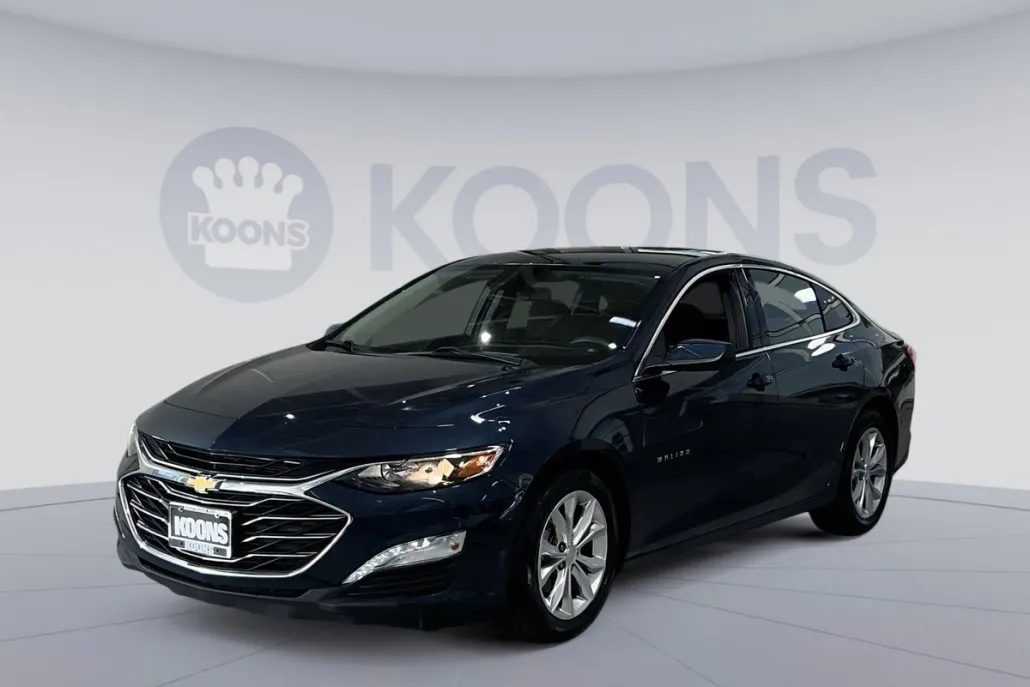2022 Chevrolet Malibu 1LT photo 1