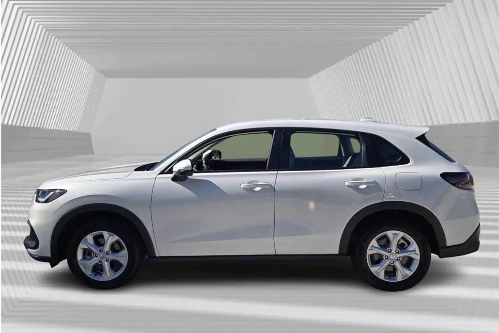 2025 Honda HR-V LX photo 1
