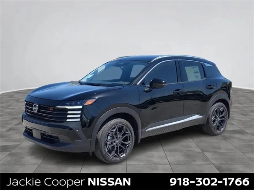 2025 Nissan Kicks SR photo 1