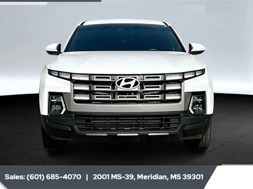2025 Hyundai Santa Cruz SE photo 1