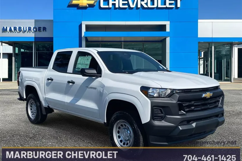 2025 Chevrolet Colorado LT photo 1