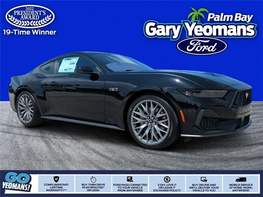 2025 Ford Mustang GT Premium photo 1