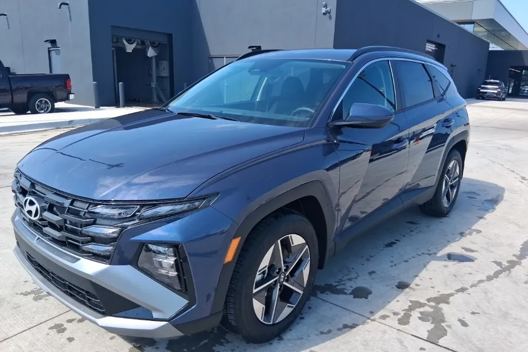 2026 Hyundai Tucson SEL photo 1