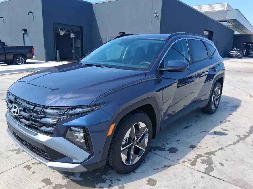 2026 Hyundai Tucson SEL photo 1