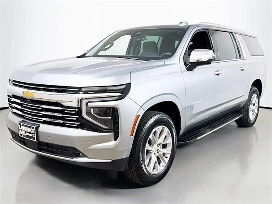 2025 Chevrolet Suburban Premier photo 1