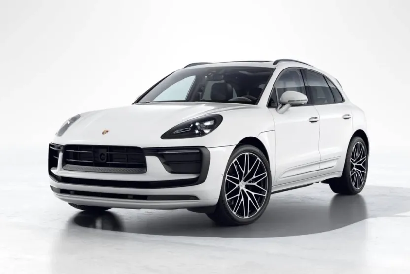 2026 Porsche Macan T photo 1