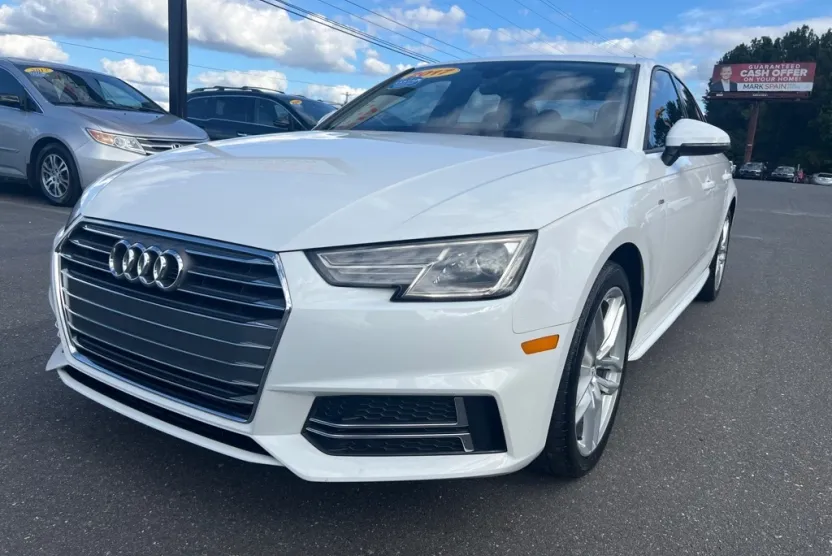 2017 Audi A4 Ultra Premium photo 1
