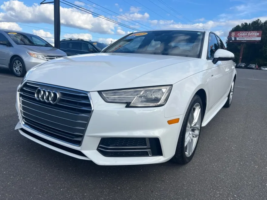 2017 Audi A4 Ultra Premium photo 1