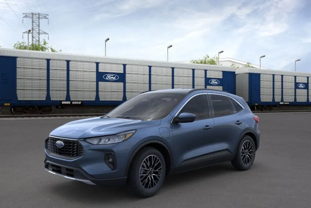 2025 Ford Escape Plug-In Hybrid photo 1