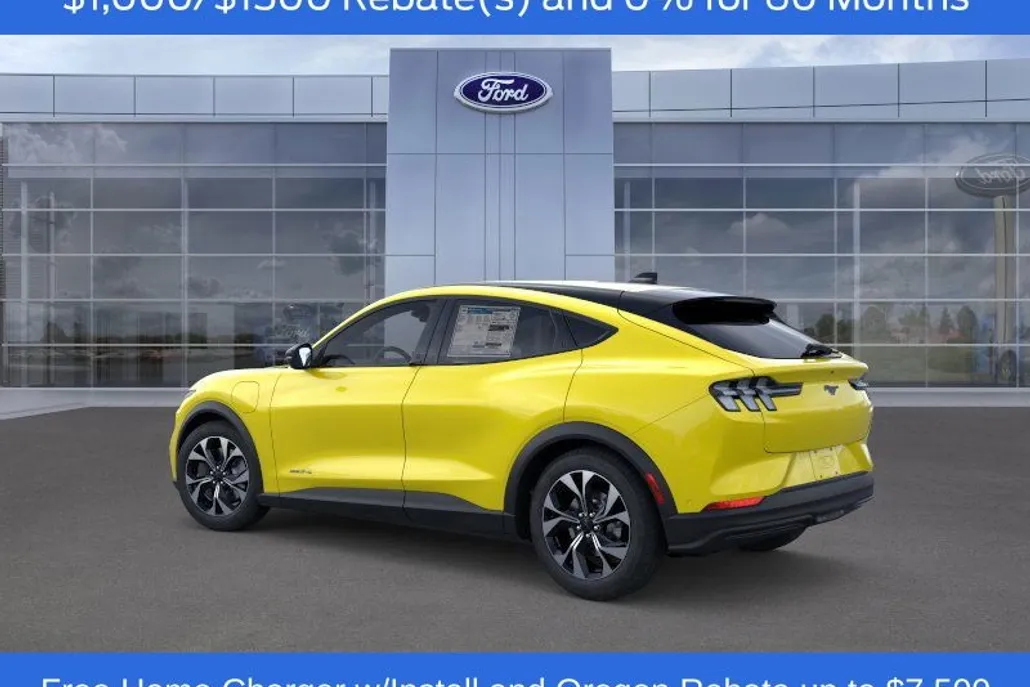 2025 Ford Mustang Mach-E Select photo 1