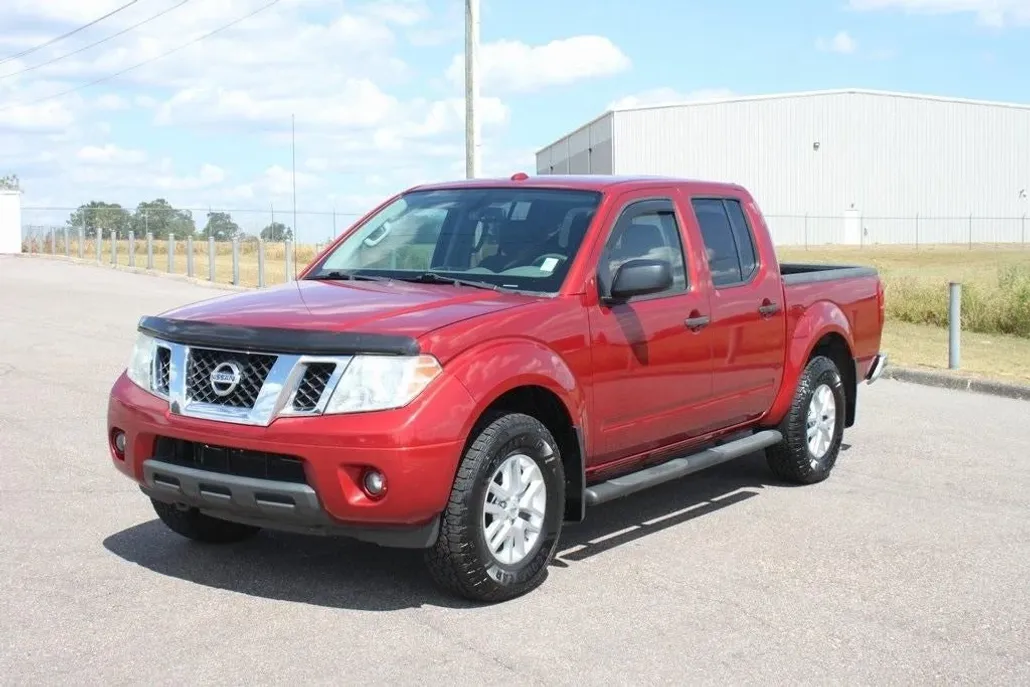 2016 Nissan Frontier SV photo 1