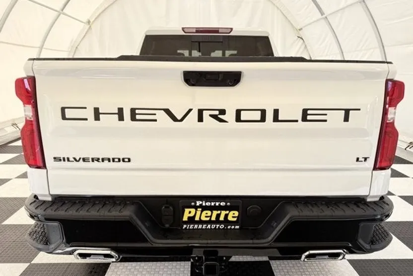2026 Chevrolet Silverado 1500 LT Trail Boss photo 1