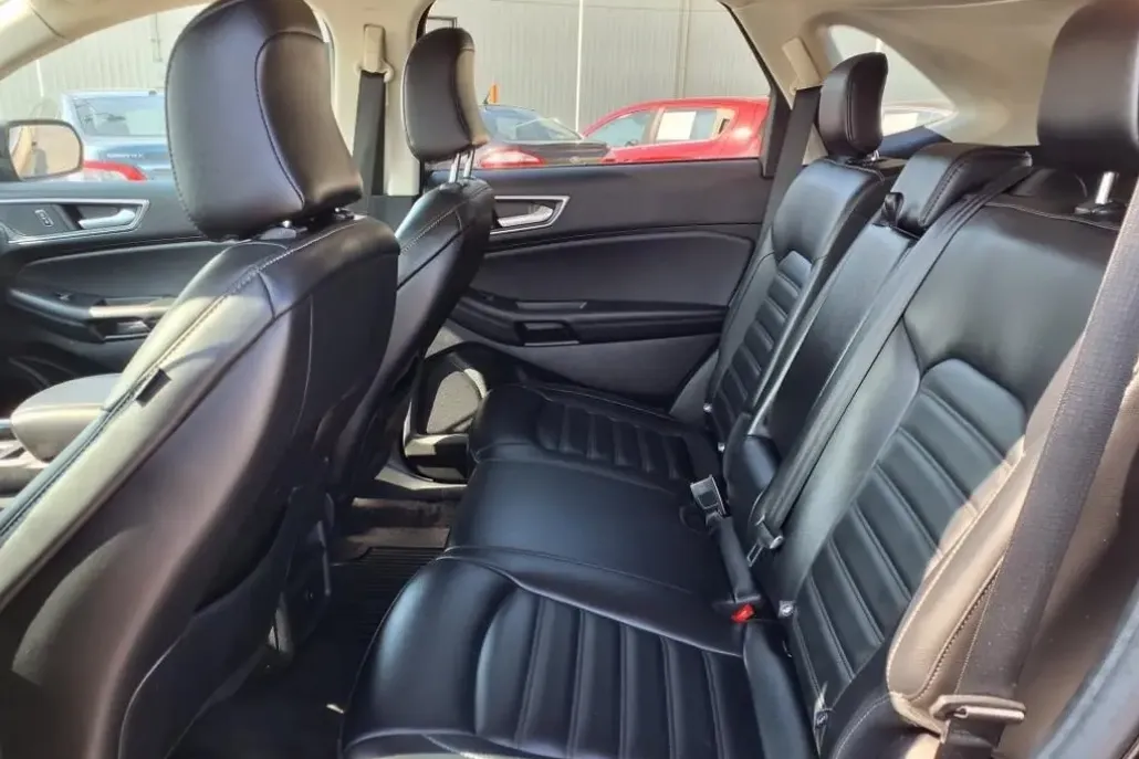 2024 Ford Edge SEL photo 1