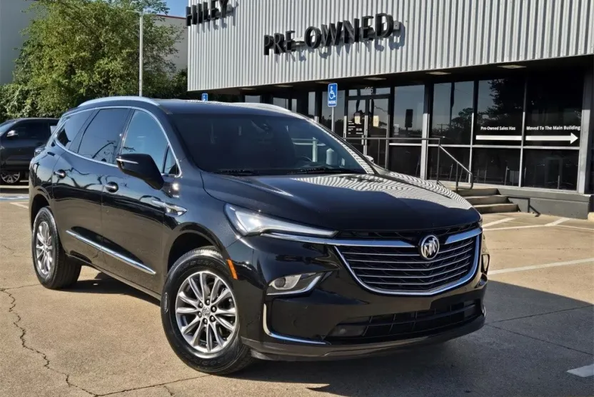 2024 Buick Enclave Premium photo 1