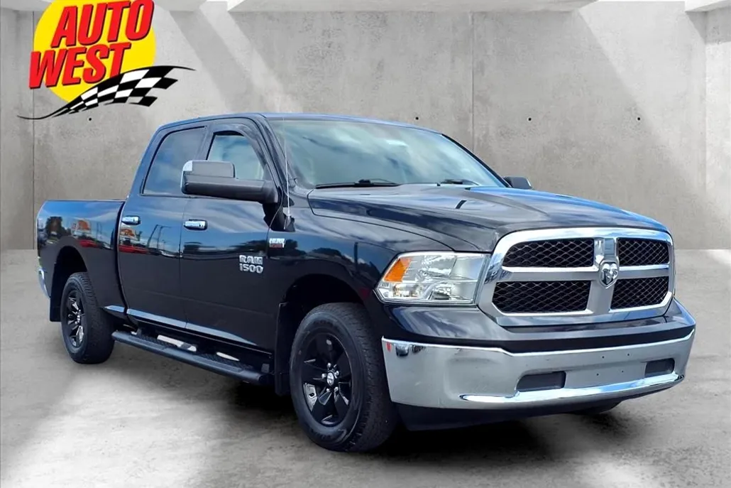 2016 Ram 1500 SLT photo 1