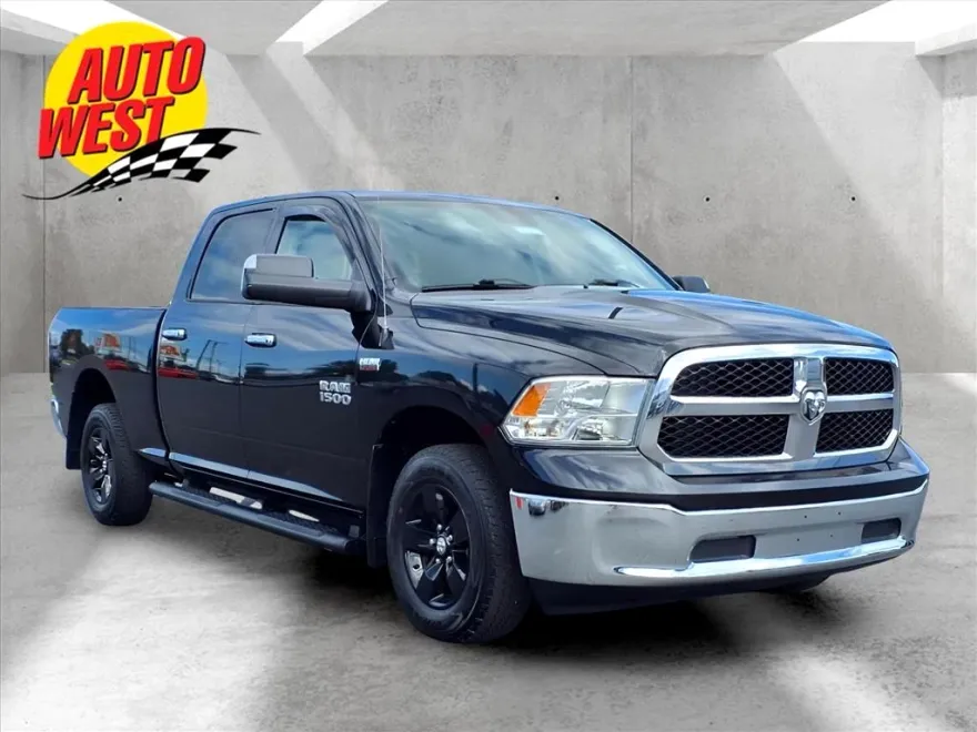 2016 Ram 1500 SLT photo 1