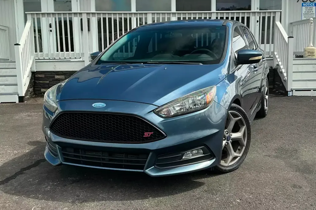 2018 Ford Focus ST photo 1
