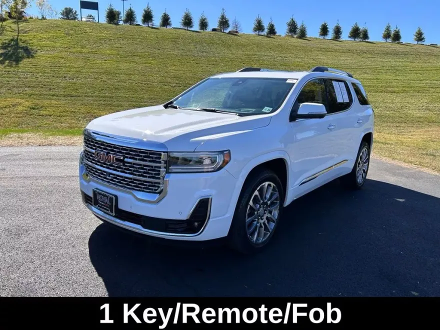 2023 Gmc Acadia Denali photo 1