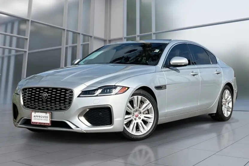 2022 Jaguar XF S photo 1