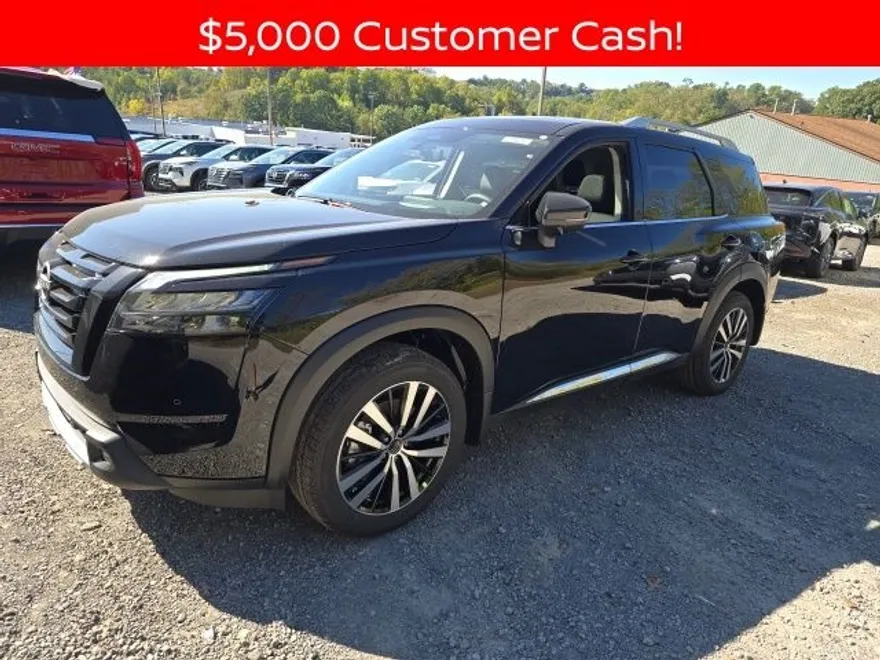 2025 Nissan Pathfinder Platinum photo 1