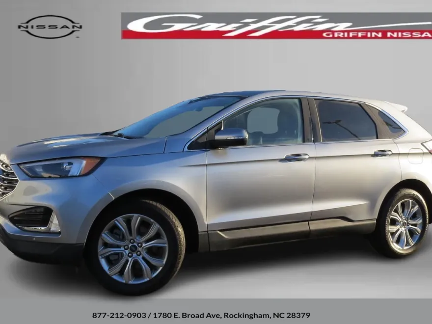 2022 Ford Edge Titanium photo 1