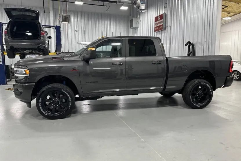 2024 Ram 2500 Big Horn photo 1