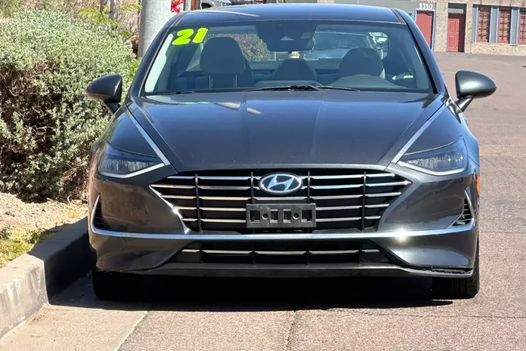 2021 Hyundai Sonata SE photo 1