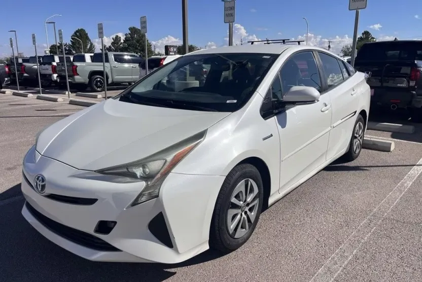 2016 Toyota Prius Two Eco Three Four Touring photo 1
