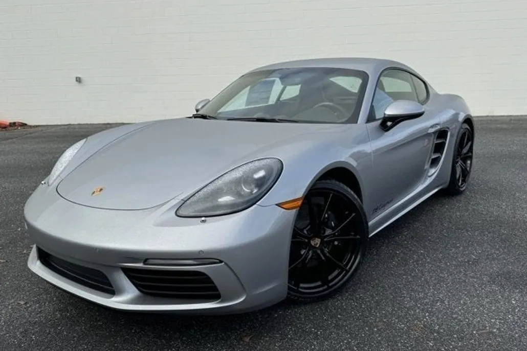 2025 Porsche Cayman Base photo 1
