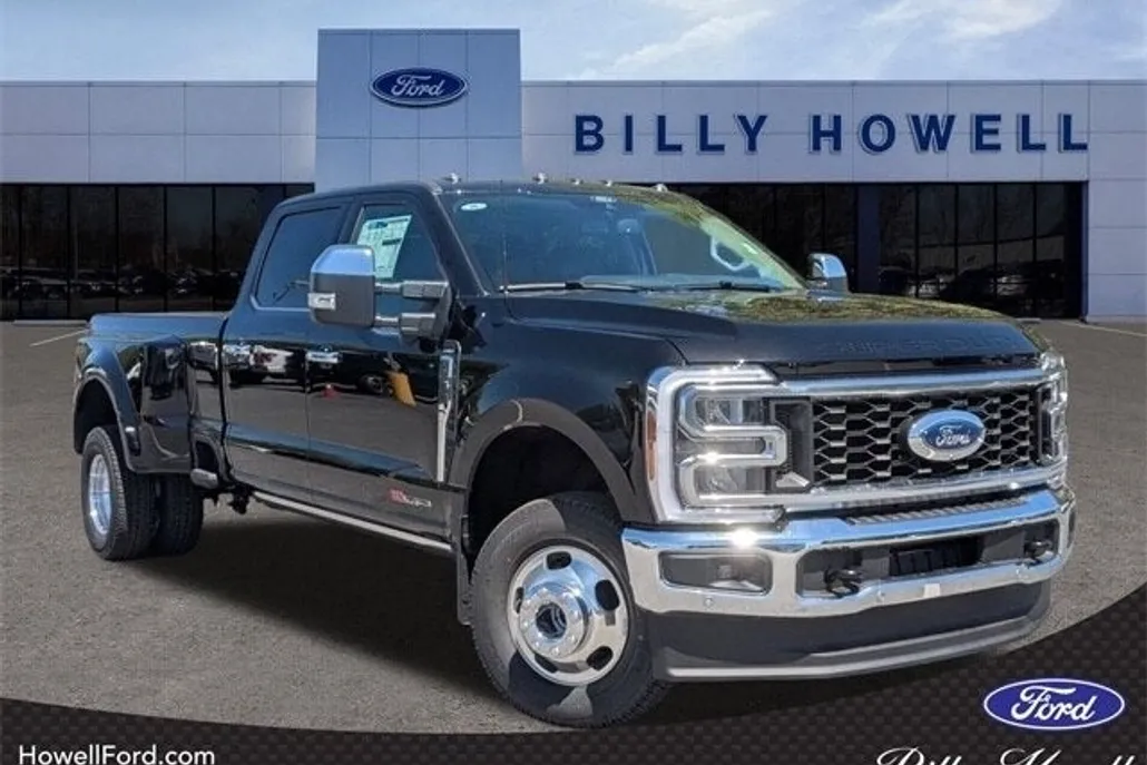 2025 Ford F-350 photo 1