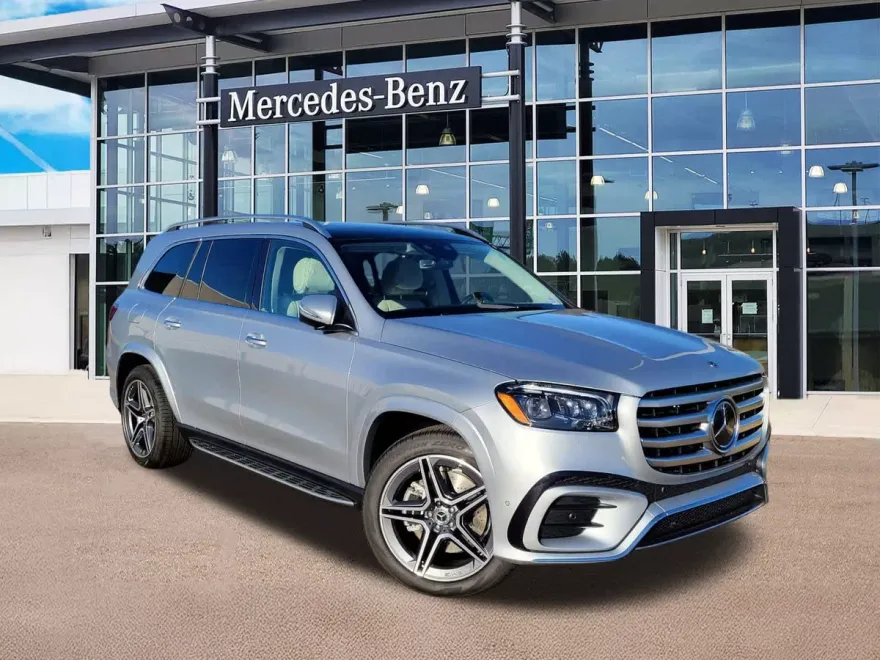 2025 Mercedes Benz GLS 450 photo 1