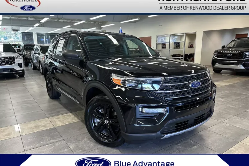 2022 Ford Explorer XLT photo 1