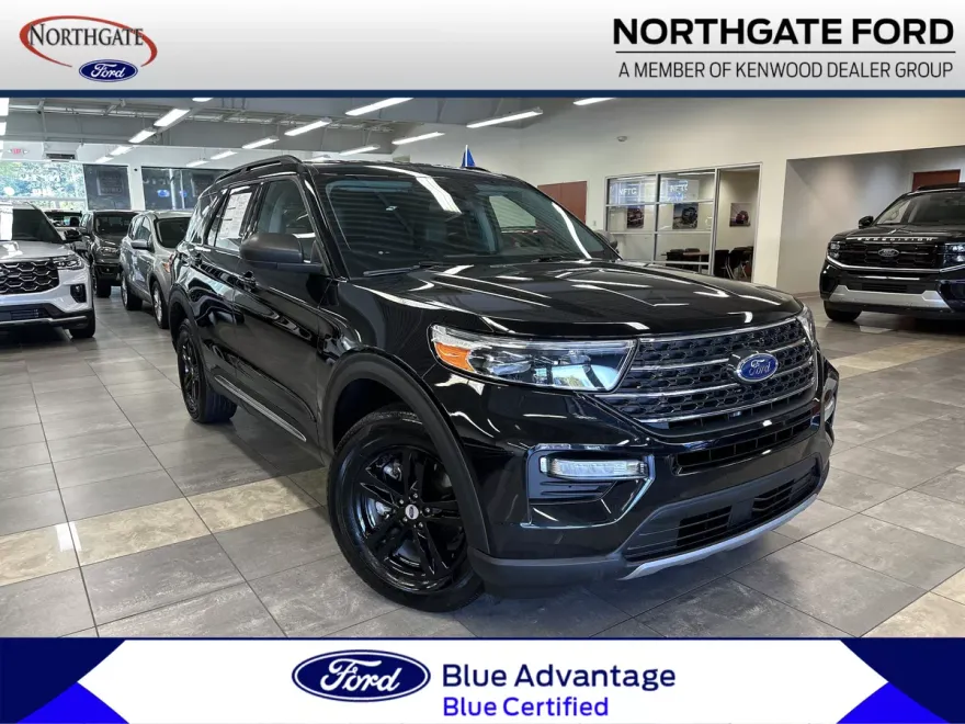 2022 Ford Explorer XLT photo 1