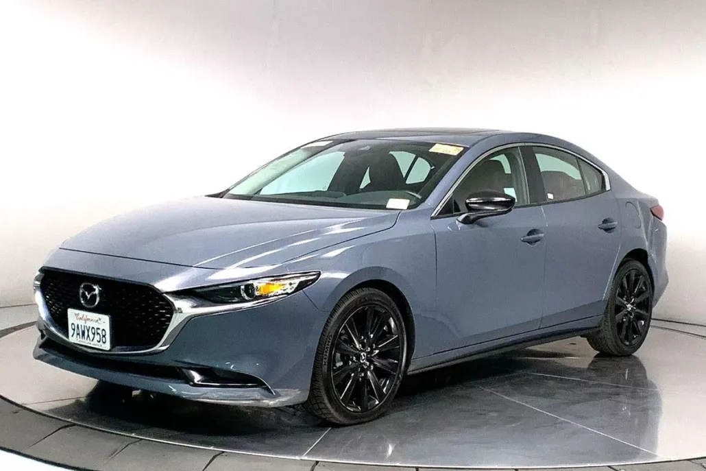 2022 Mazda Mazda3 Sedan Carbon photo 1