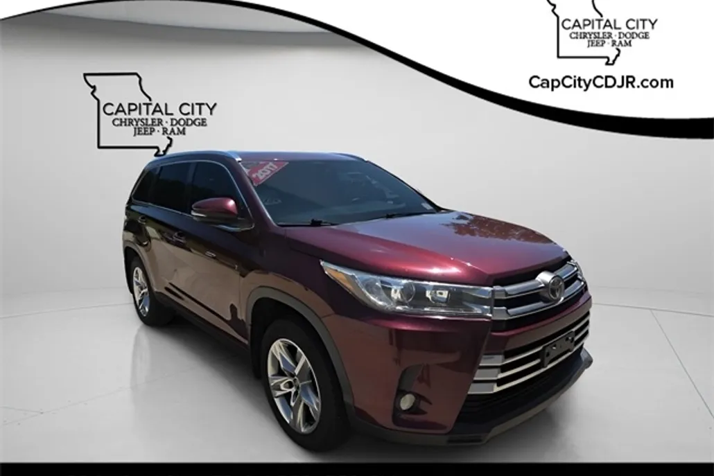 2017 Toyota Highlander Limited photo 1