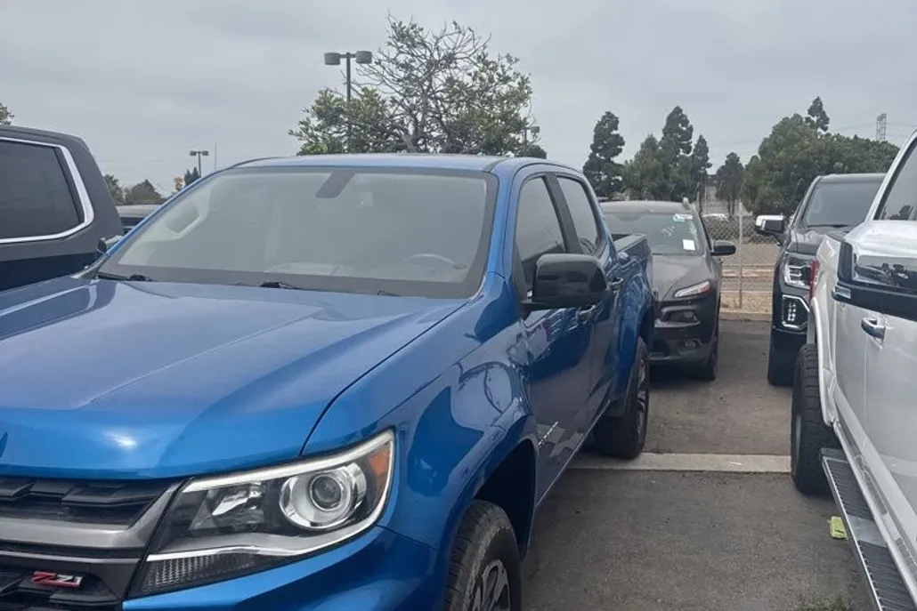 2022 Chevrolet Colorado Z71 photo 1