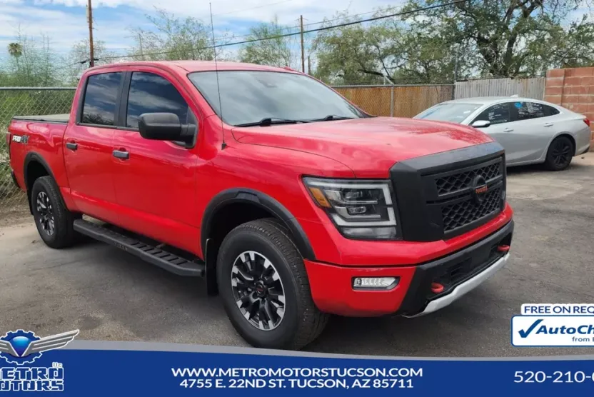 2021 Nissan Titan PRO-4X photo 1