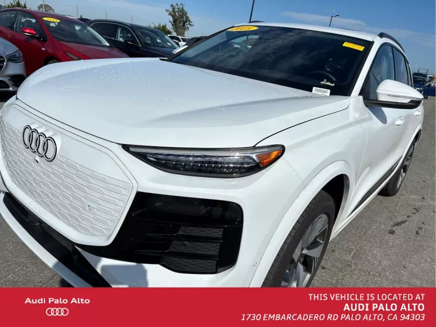 2025 Audi Q6 E-tron Premium Plus photo 1