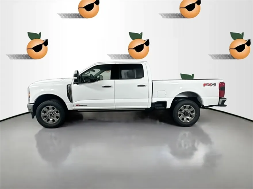 2025 Ford F-250 Lariat photo 1
