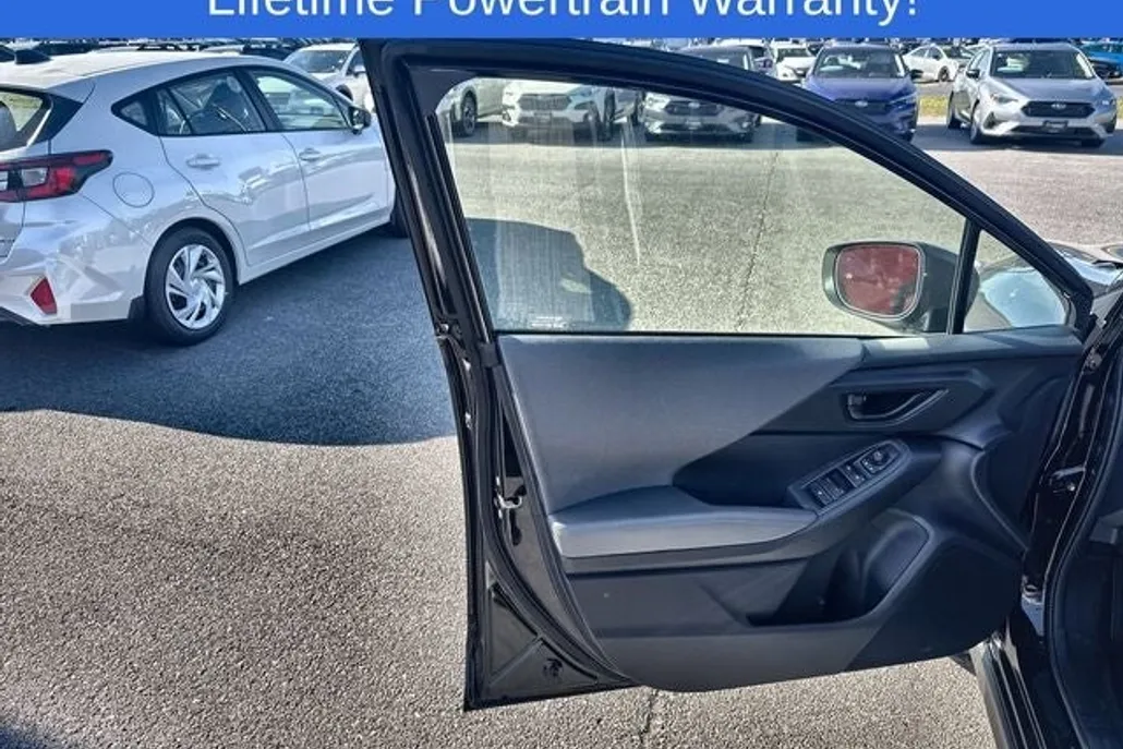 2025 Subaru Crosstrek Premium photo 1